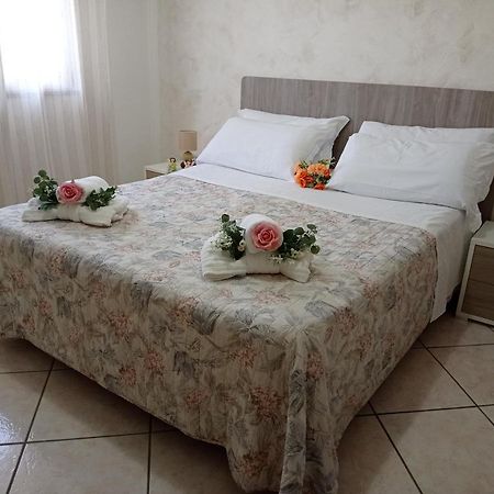 Depandance Con Piscina In Uso In Esclusivo In B&B Sant'Antonio Abate Exterior photo