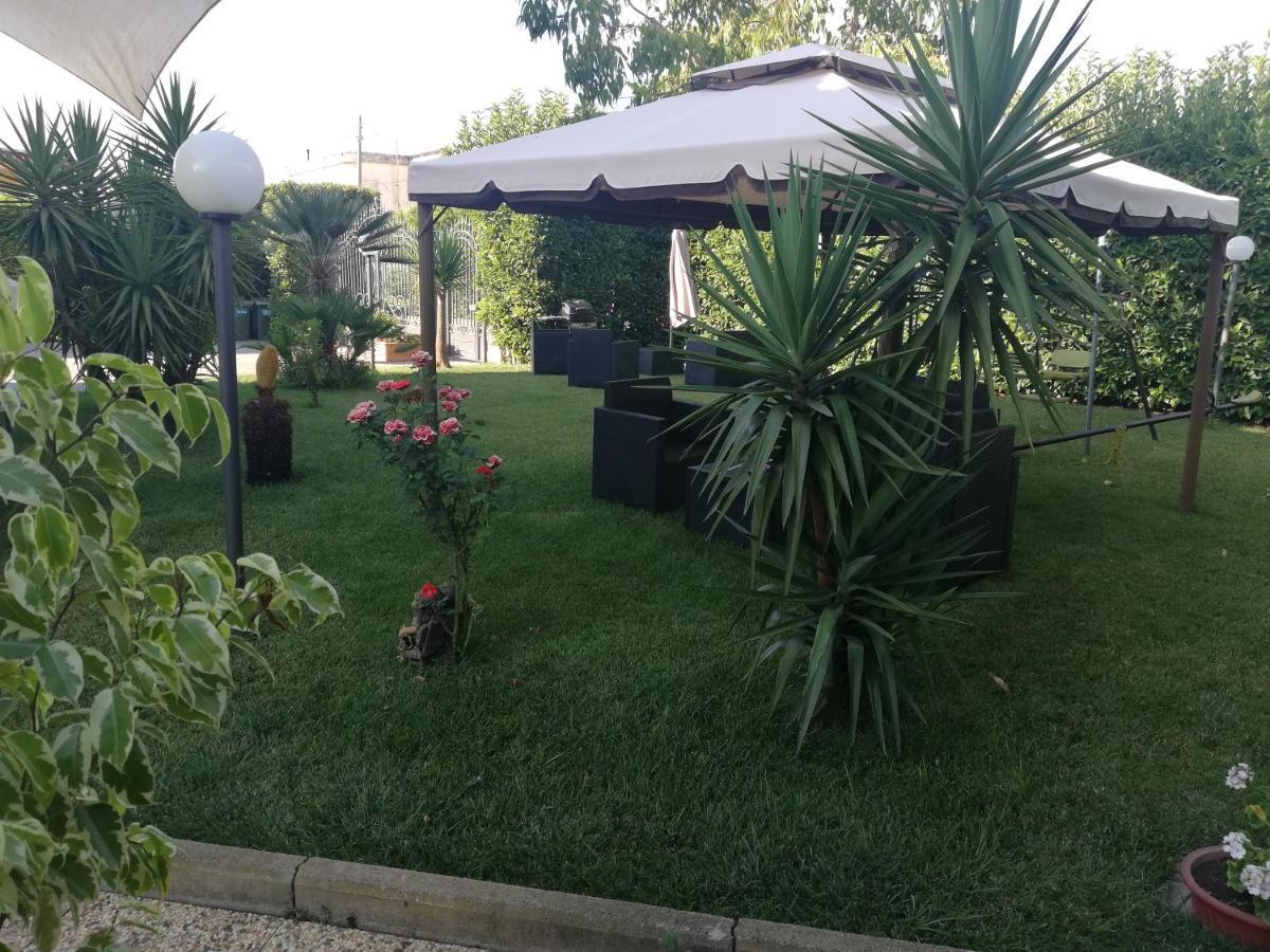 Depandance Con Piscina In Uso In Esclusivo In B&B Sant'Antonio Abate Exterior photo